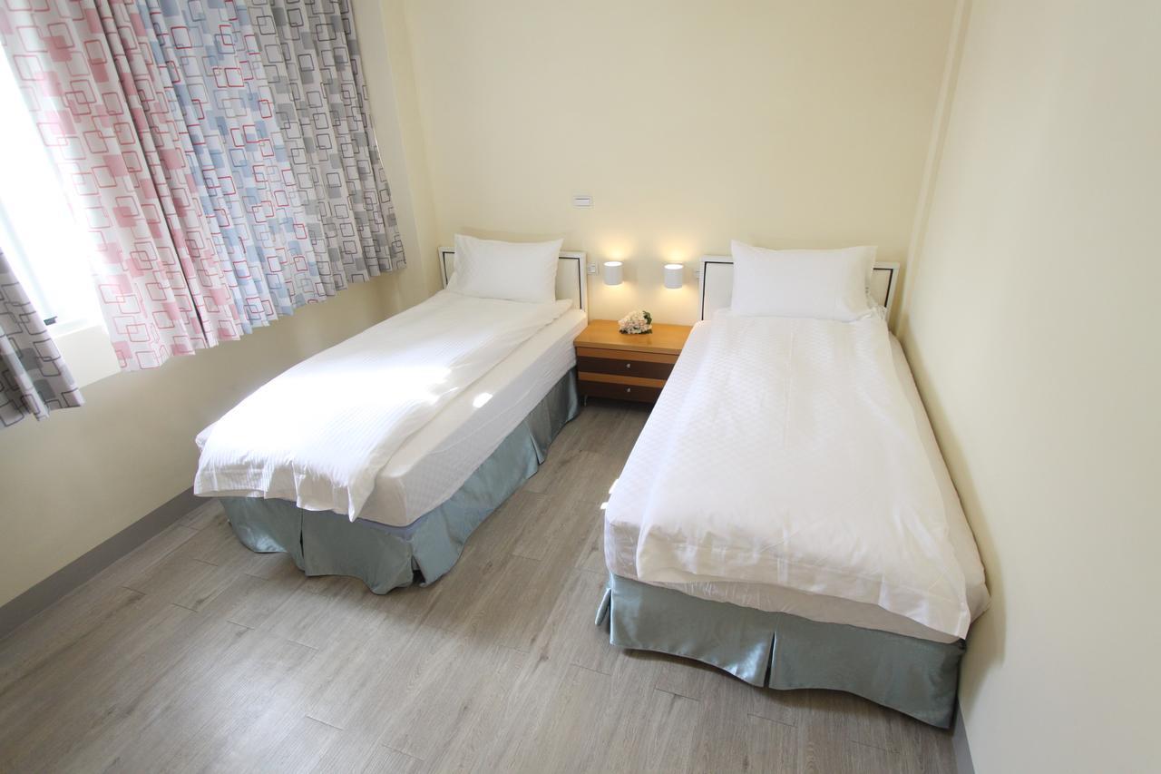 Heyyo Hostel Хуалянь Екстер'єр фото