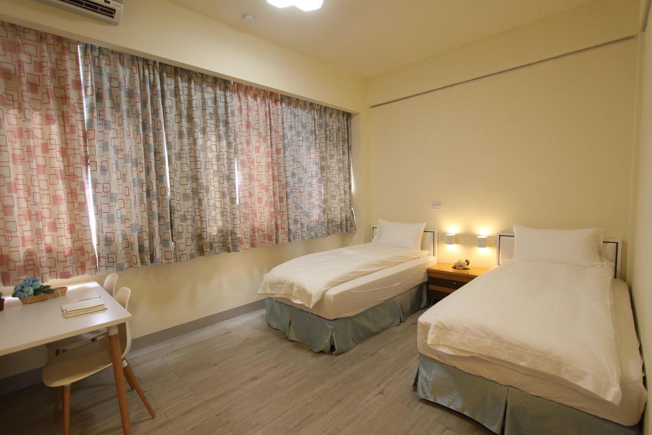Heyyo Hostel Хуалянь Екстер'єр фото